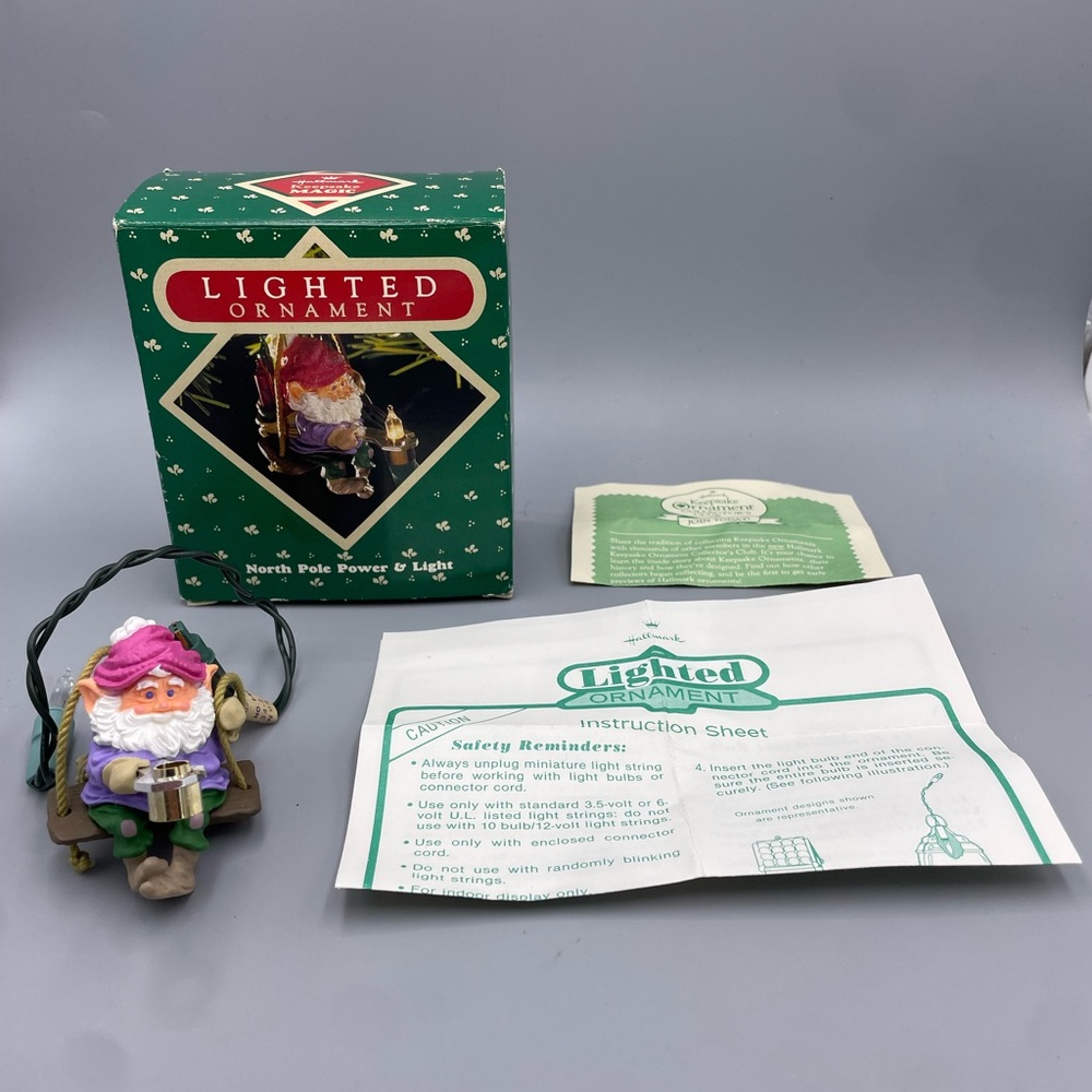 1987 Hallmark Keepsake Magic North Pole Power & Light Lighted Ornament 2"